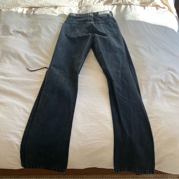 RE/DONE ORIGINALS HIGH RISE LOOSE IN WASHED BLACK WITH RIPS - Picture 3 of 7